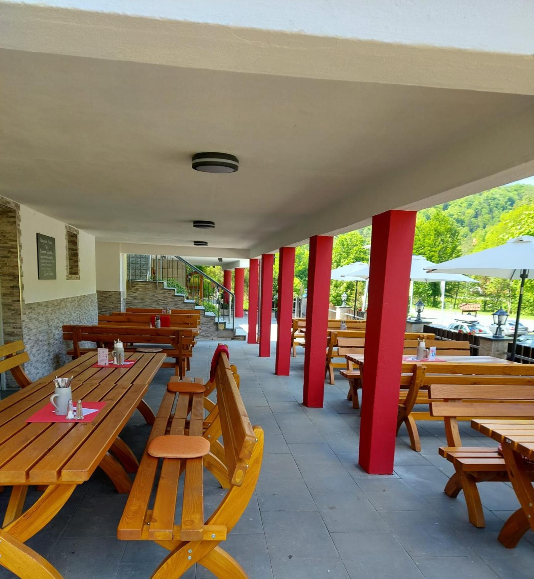 Hotel Landgasthof Frankenstern Goessweinstein Ngoại thất bức ảnh