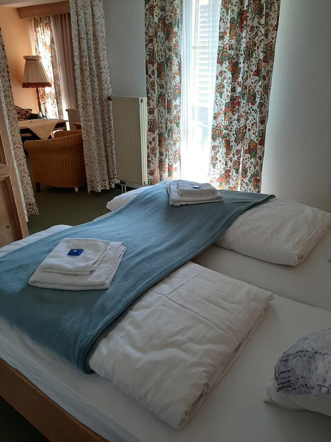 Hotel Landgasthof Frankenstern Goessweinstein Ngoại thất bức ảnh