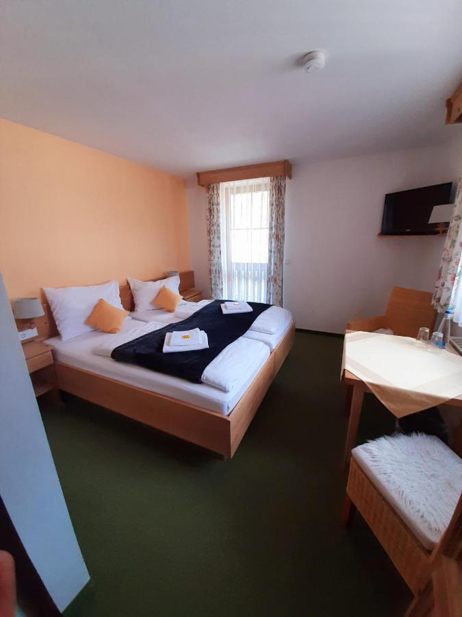 Hotel Landgasthof Frankenstern Goessweinstein Ngoại thất bức ảnh