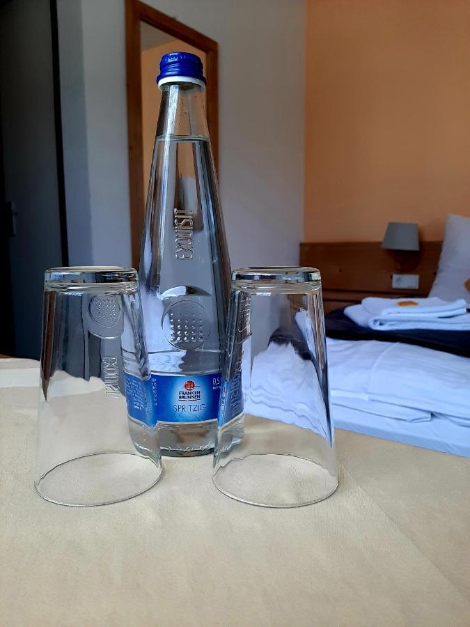 Hotel Landgasthof Frankenstern Goessweinstein Ngoại thất bức ảnh
