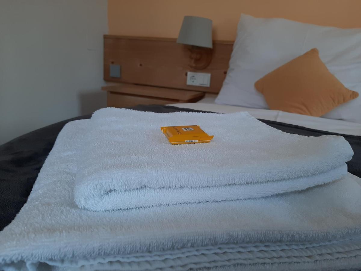 Hotel Landgasthof Frankenstern Goessweinstein Ngoại thất bức ảnh