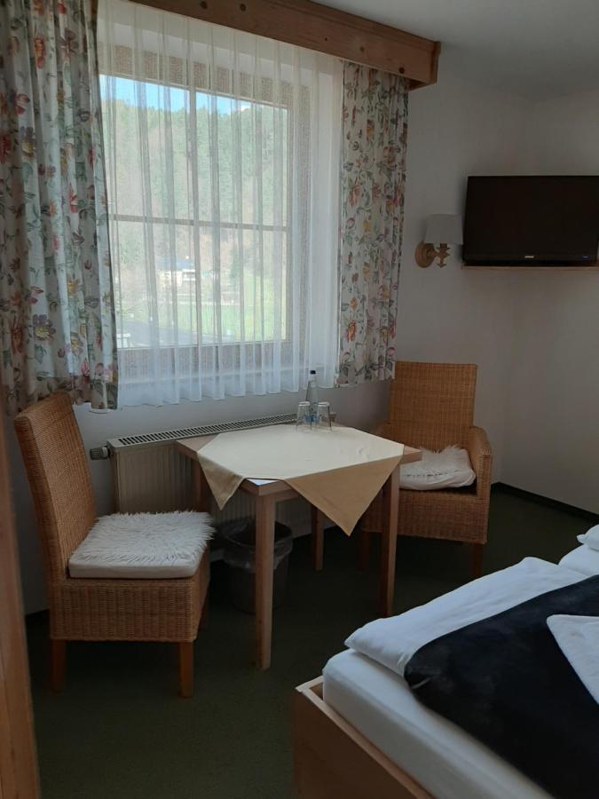 Hotel Landgasthof Frankenstern Goessweinstein Ngoại thất bức ảnh