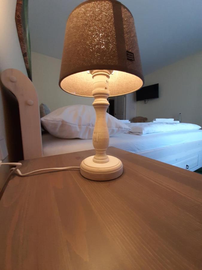 Hotel Landgasthof Frankenstern Goessweinstein Ngoại thất bức ảnh