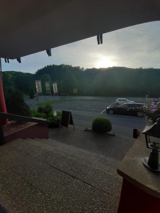 Hotel Landgasthof Frankenstern Goessweinstein Ngoại thất bức ảnh