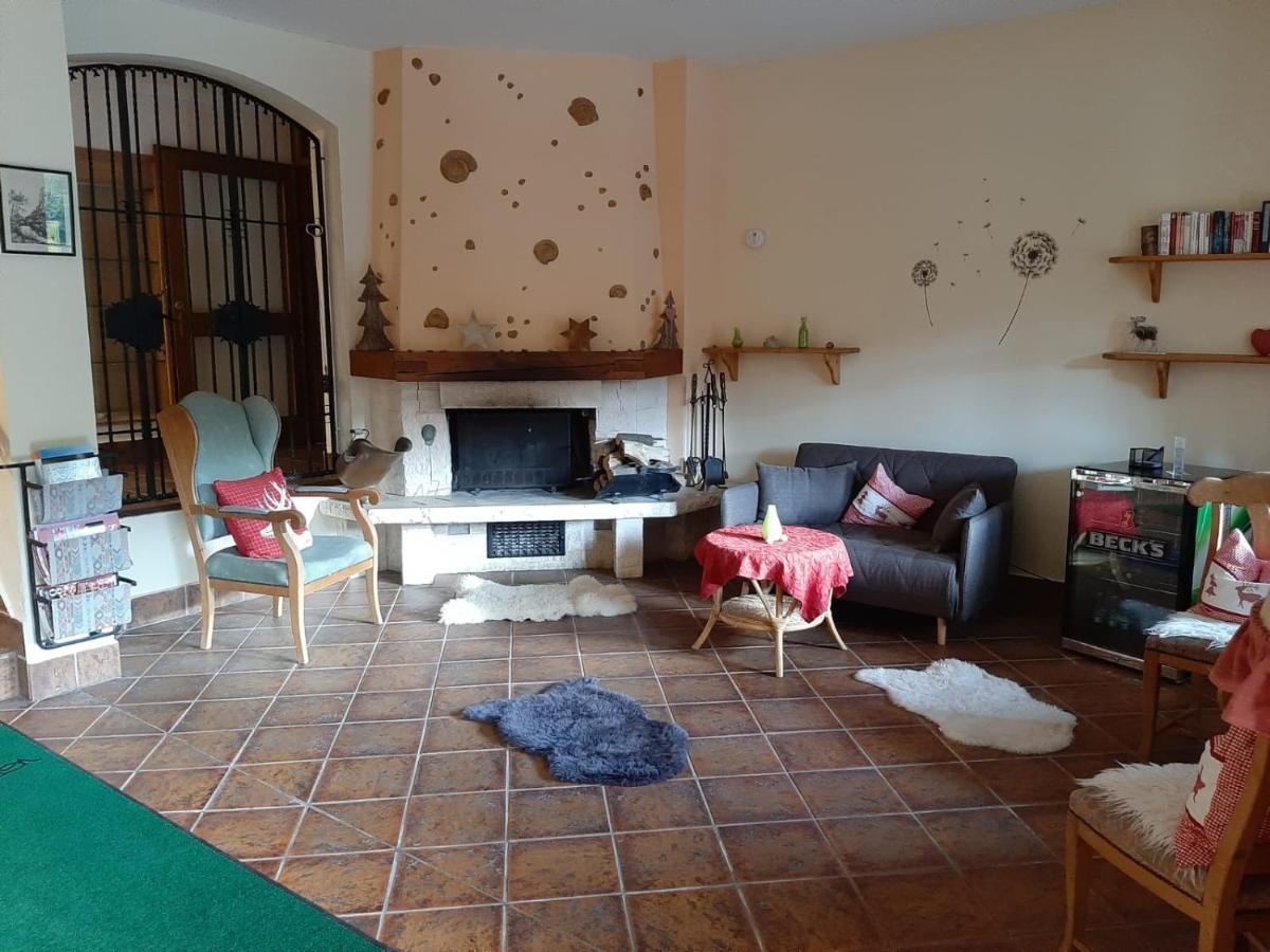 Hotel Landgasthof Frankenstern Goessweinstein Ngoại thất bức ảnh